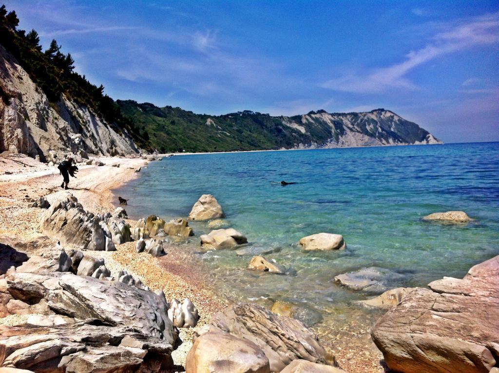 Il Nascondiglio - The Hideaway Aparthotel Amandola Luaran gambar