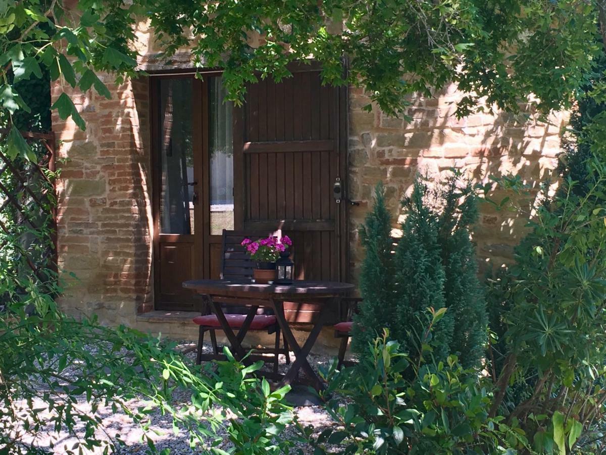 Il Nascondiglio - The Hideaway Aparthotel Amandola Luaran gambar
